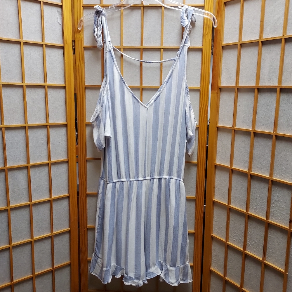 🌊 American Eagle Striped Cold Shoulder Romper Women's S/M Junior's M/L